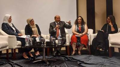 منسق المبادرة الوطنية للمشروعات الخضراء الذكية يستعرض آليات المشاركة بفئة المرأة