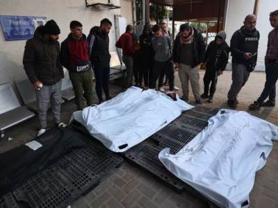 انتشال جثامين 29 شهيدا في خان يونس منذ صباح اليوم