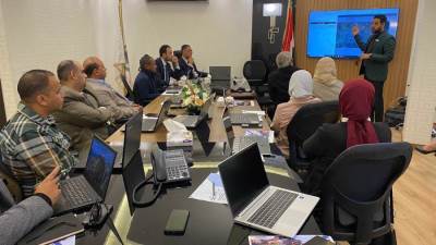 اقتصادية قناة السويس تعقد ورشة عمل لشركات القطاع الأعمال العام للانضمام للمنصة