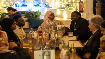 الأمين العام للأمم المتحدة يجتمع بلاجئين سودانيين في القاهرة