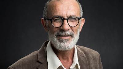 الفنان كامل الباشا يكشف لـ"بوابة روزاليوسف" سبب موافقته على مسلسل دواعي السفر