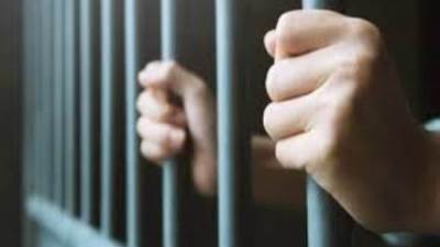 حبس المتهمين بإجبار شاب على توقيع إيصالات أمانة في بنها