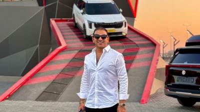 مصطفى فايد يكشف أفضل الطرق للحفاظ على طلاء سيارتك لامعة وجذابة لأطول فترة ممكنة