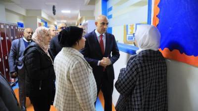 عبد اللطيف: سنتعامل بحزم مع أي مخالفة ضد قواعد المنظومة التعليمية 