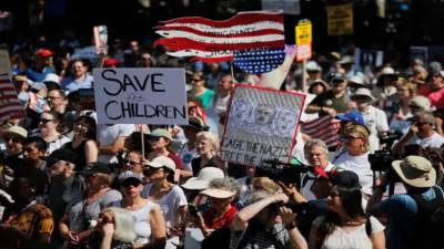 تظاهرات حاشدة في الولايات المتحدة ضد سياسات ترامب