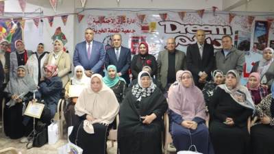 محافظة الإسكندرية تحتفل بعيد الأم بتكريم 50 أمًا مثالية