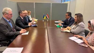 وزير الصحة يبحث سبل تعزيز التعاون في المجالات الصحية مع قرينيه بـ"لاتفيا" و"أوكرانيا"