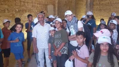 المنيا تستقبل وفد Kids Camp في جولة سياحية بالمناطق الأثرية.. صور 