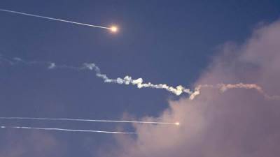 إيران تعلن إطلاق موجة جديدة من الهجمات الصاروخية صوب إسرائيل