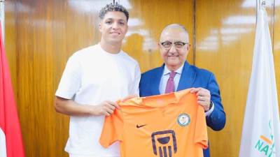 نادي البنك الأهلي يعلن تعاقده مع أحمد أمين مهاجم إنبي