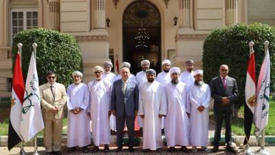 رئيس مجلس الدولة يستقبل وفدًا قضائيًّا من دولة عمان للاطلاع على جهود التحول الرقمي 