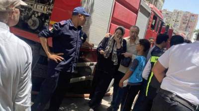 دون إصابات.. السيطرة على حريق محدود بمحل شهير في المنيا