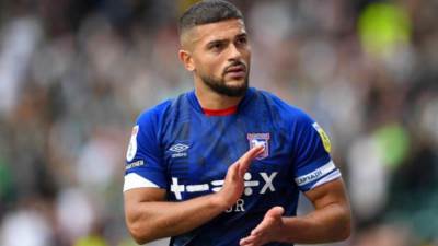 عاجل| الأهلي والزمالك فين؟.. سام مرسي "ببلاش" وعلى أعتاب الخليج