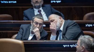 استقالة خمسة وزراء من حزب شاس الديني المتشدد من حكومة الاحتلال