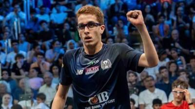 محمد زكريا يفوز ببطولة العالم لناشئي الإسكواش للمرة الثانية على التوالي