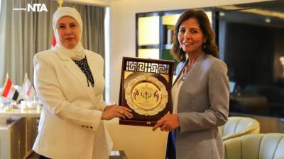  لقاء موسع بين الأكاديمية الوطنية للتدريب والمركز القومي للبحوث