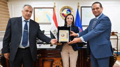 محافظ البحيرة تستقبل وفدًا رفيع المستوى من جامعة الأزهر