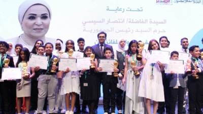 وزير الثقافة يُكرم الفائزين بجائزة الدولة للمبدع الصغير.. ويعلن حزمة من المبادرات 