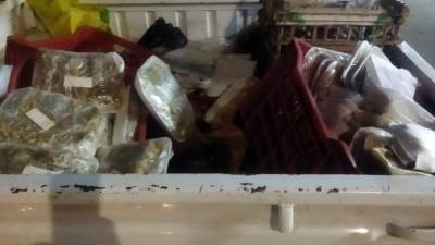 ضبط 363 كجم لحوم ودواجن غير صالحة في حملة تموينية على المطاعم بمركز أبنوب