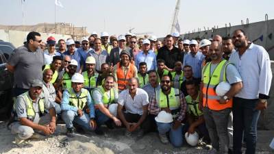 "الوزير" يتابع موقف العمل بمحطات الخط الأول من القطار الكهربائي السريع