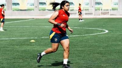  "مودرن سبورت" يعلن ضم أمل ناصر لتدعيم فريق الكرة النسائية