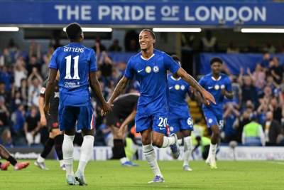 تعادل تشيلسي وكريستال بالاس سلبيا وفوز نوتنجهام فورست على برينتفورد بالدورب الإنجليزي