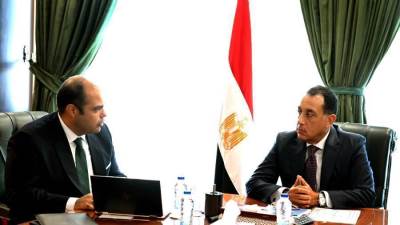 رئيس الوزراء يتابع عددًا من الملفات مع رئيس جهاز حماية المنافسة