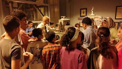 أتوبيس الفن الجميل يواصل جولاته بزيارة إلى متحف السكة الحديد