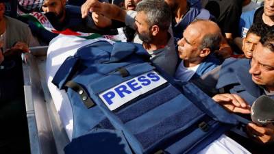 واشنطن بوست: حرب إسرائيل على غزة تحولت إلى حرب غير مسبوقة ضد الصحافة