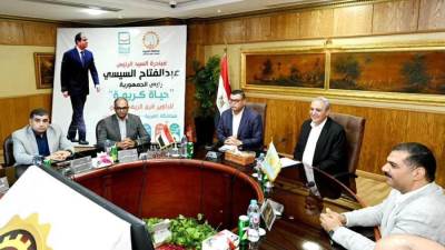 بالصور.. وزير الإسكان ومحافظ الغربية يستعرضان موقف منظومتي مياه الشرب والصرف الصحي 