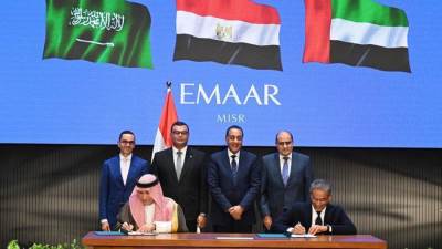 رئيس الوزراء يشهد توقيع عقود أكبر مشروع سياحي بمصر "مراسي البحر الأحمر"