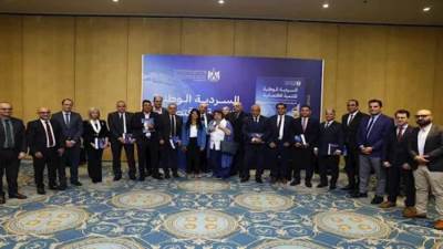 رانيا المشاط لرؤساء تحرير الصحف: إجراءات متكاملة لتشجيع الصناعة والإنتاج