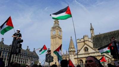 الحكومة البريطانية: الاعتراف بفلسطين "قرار تاريخي" يستند إلى حق الشعب الفلسطيني في تقرير مصيره