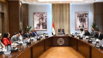 رئيس الوزراء يلتقي مسؤولي " BYD Auto" العالمية 