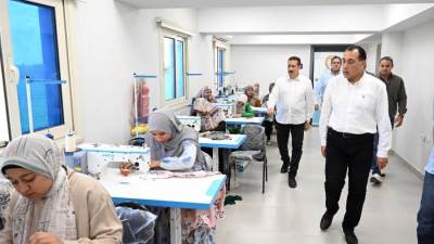 رئيس الوزراء يتفقد مركز تنمية وصحة الأسرة بـ "سبك الأحد" بأشمون