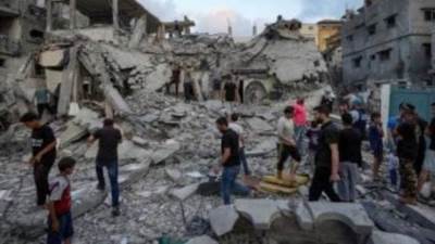 "فاينانشيال تايمز": أهالي غزة يبحثون عن بصيص أمل في خطة ترامب للسلام