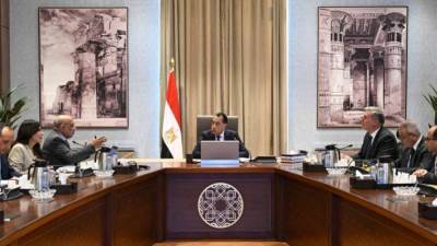 رئيس الوزراء يتابع الموقف التنفيذي لمشروعات الطاقات المتجددة