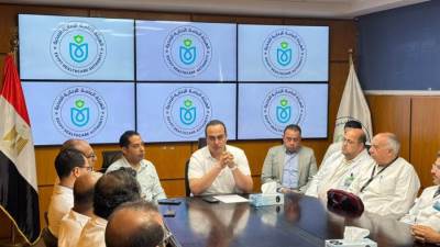  رئيس الرعاية الصحية يترأس غرفة عمليات التأمين الطبي لقمة السلام بشرم الشيخ