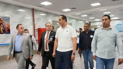 رئيس الرعاية الصحية يتفقد مجمع الفيروز الطبي بمدينة الطور بجنوب سيناء