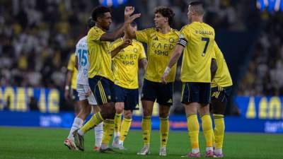 النصر بقيادة "الدون" يكتسح الفتح في الدوري السعودي