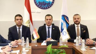 نائب رئيس حزب مستقبل وطن يتفقد غرفة العمليات المركزية 