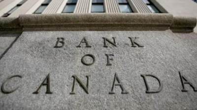 رغم التضخم المرتفع... خبراء يرجحون استمرار بنك كندا في خفض أسعار الفائدة