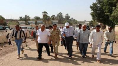 محافظ أسوان: الانتهاء من تنفيذ 81 % من مشروع تطوير توسعة "طريق السادات"