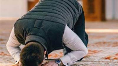 مواقيت الصلاة اليوم الجمعة بالتوقيت الشتوي بعد تغيير الساعة