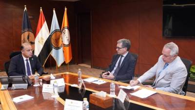 رئيس الرقابة المالية يلتقي وفد "سيتي بنك" لاستعراض جهود تطوير سوق رأس المال في مصر