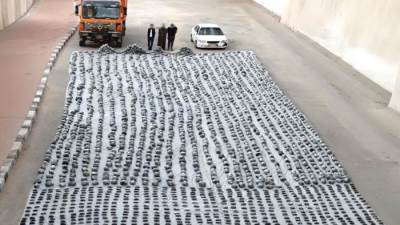 أجهزة الأمن تضبط 3 عناصر جنائية بحوزتهم 3 أطنان من مخدرى الهيدرو والحشيش 