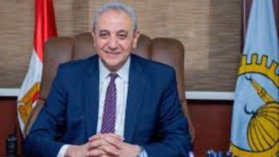 محافظ الغربية: من حق المواطنين تلقي خدمة طبية تليق بكرامتهم