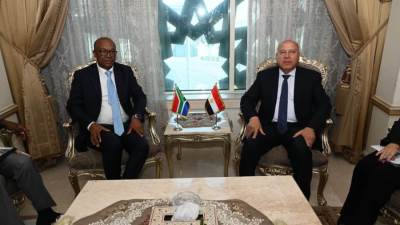 كامل الوزير: حريصون على تعزيز التعاون والتكامل الصناعي مع جنوب أفريقيا