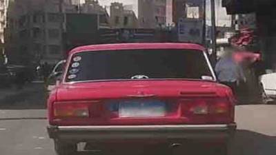 كشف ملابسات تداول  فيديو  يظهر خلاله سيارة بها طمس بأرقام لوحاتها الخلفية حال سيرها بالبحيرة