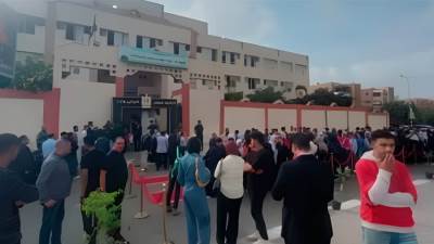 إقبال كبير من الناخبين مع بدء التصويت في لجان مدينة الشروق